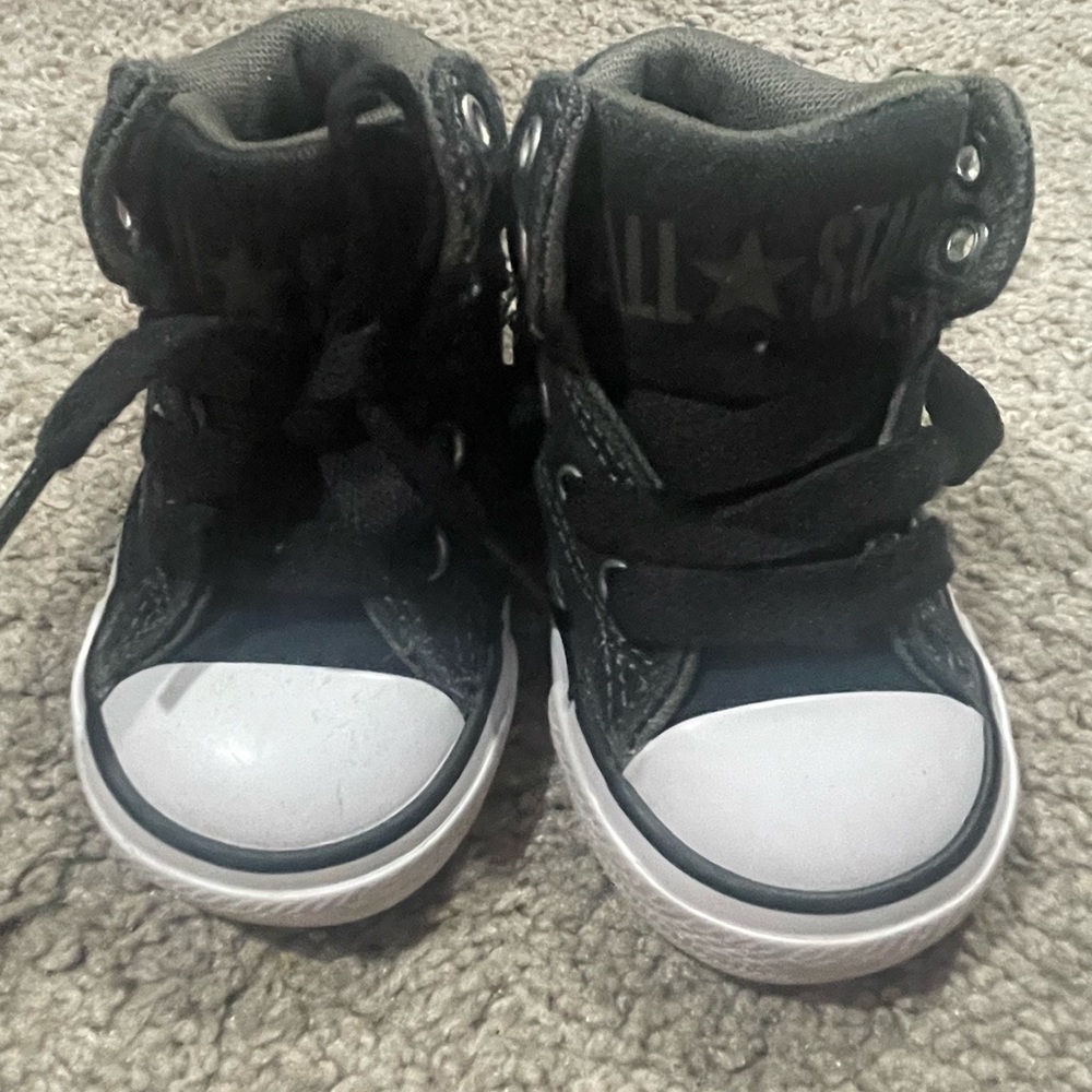 Converse high top baby toddler shoe 4c